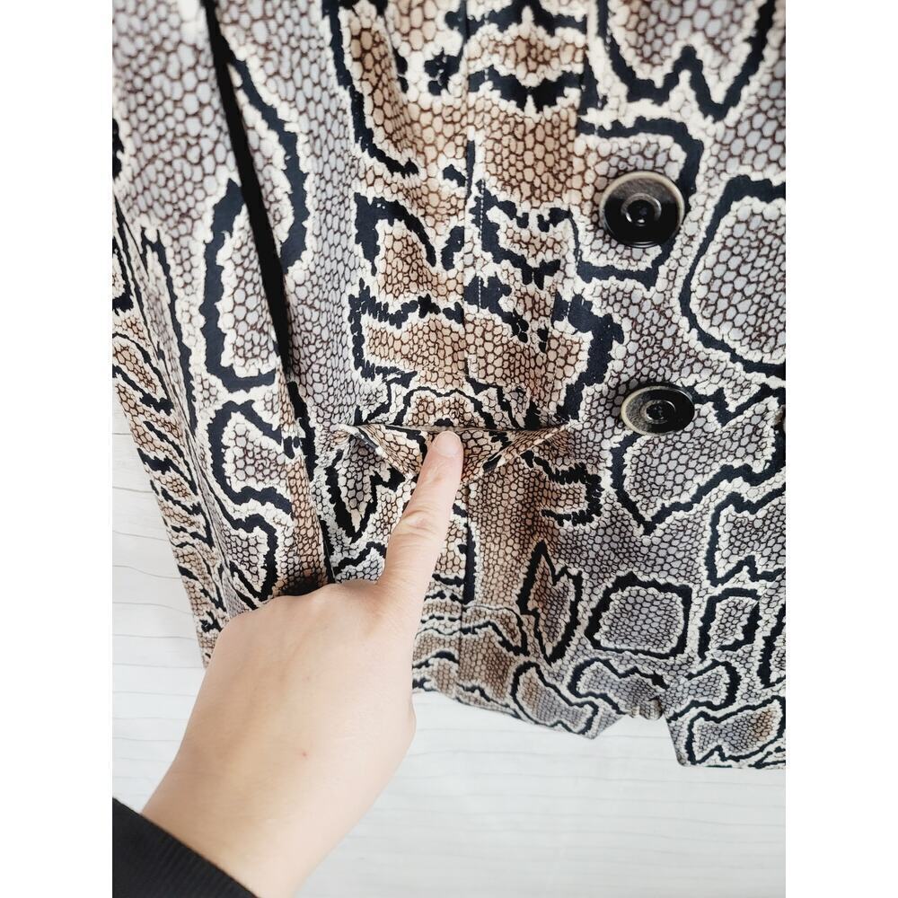 Cabi Python Snake Print Blazer, Sz 0 - image 5